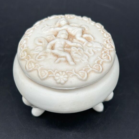 Vintage Bisque Cherub Trinket Ring Box 207 - Picture 3 of 8